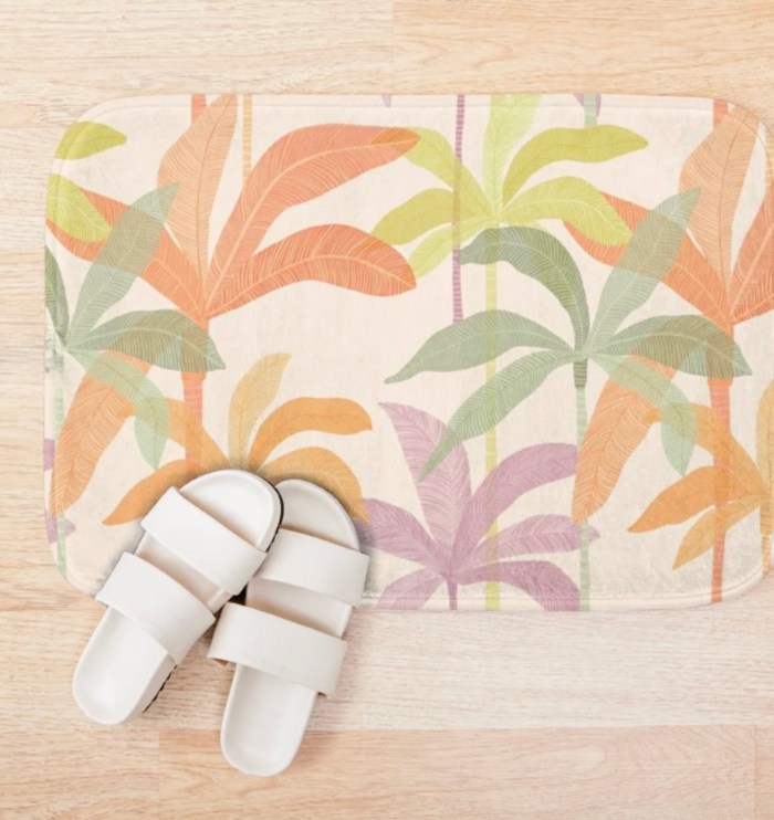 bathmat with palm tree design